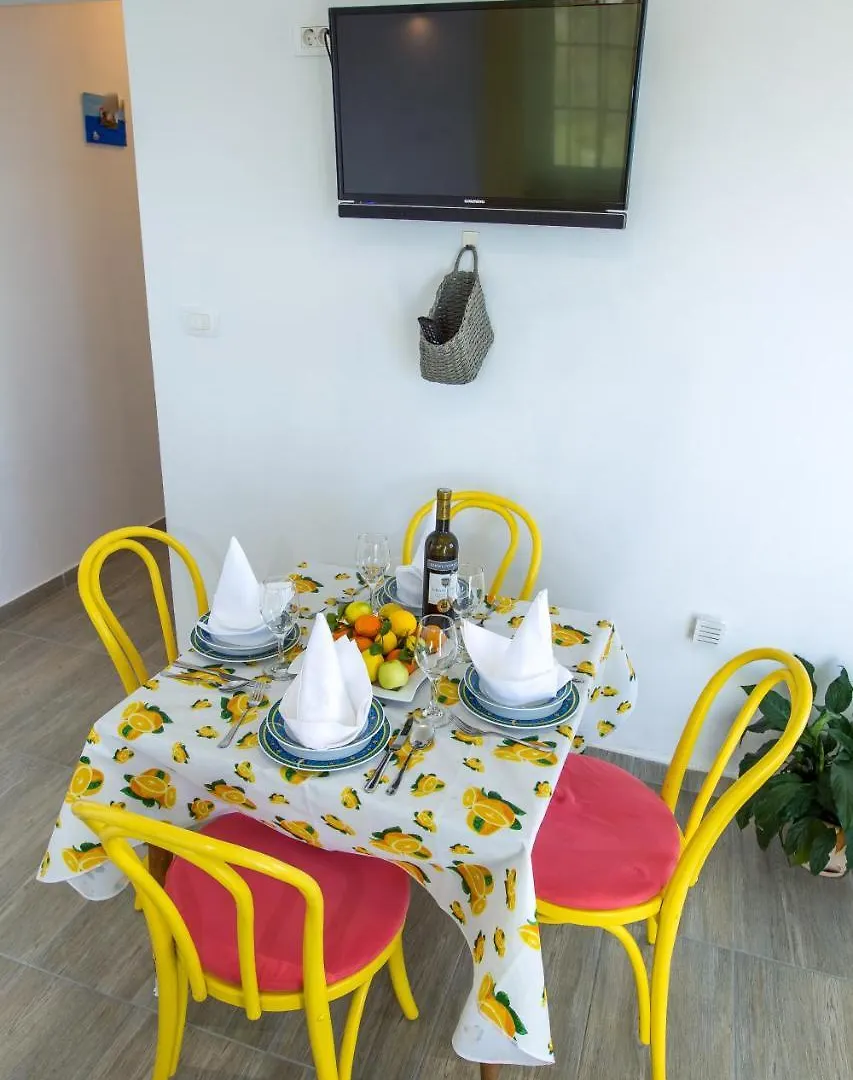 Apartments Luka Rtina