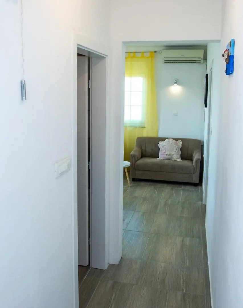 Apartments Luka Rtina